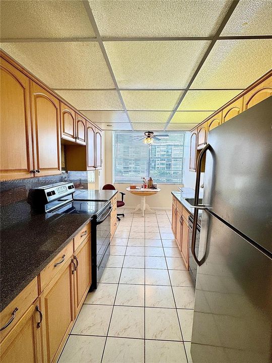 For Sale: $147,000 (2 beds, 2 baths, 1120 Square Feet)