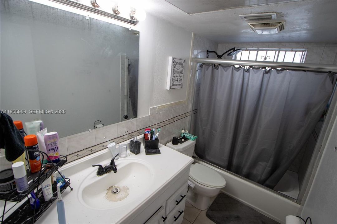 En Venta: $165,000 (1 camas, 1 baños, 720 Pies cuadrados)