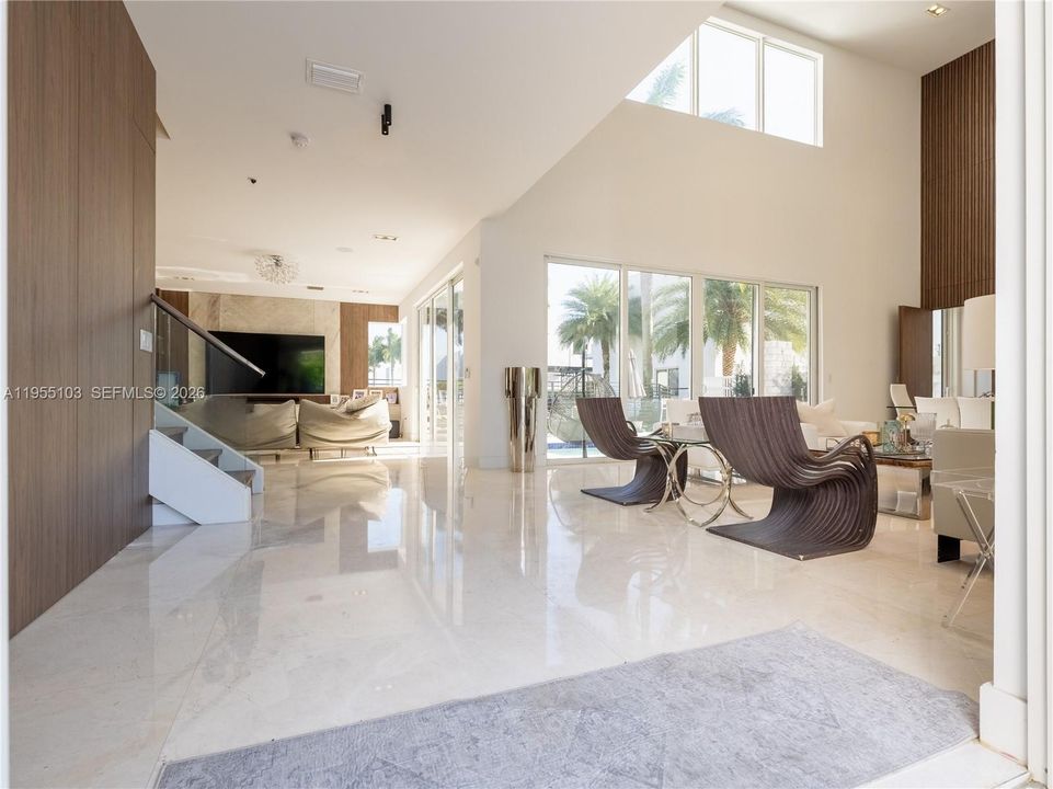 For Sale: $3,399,000 (6 beds, 7 baths, 4874 Square Feet)