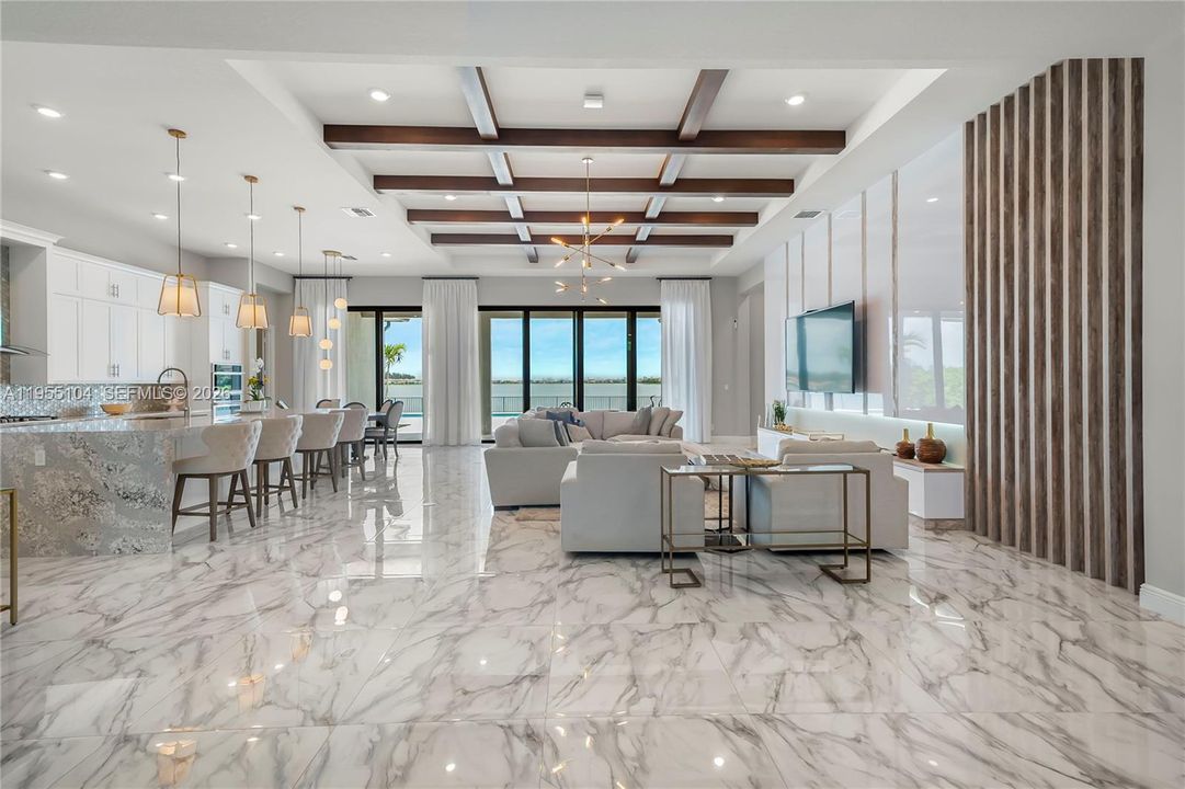 Vendido Recientemente: $2,199,000 (4 camas, 5 baños, 4065 Pies cuadrados)