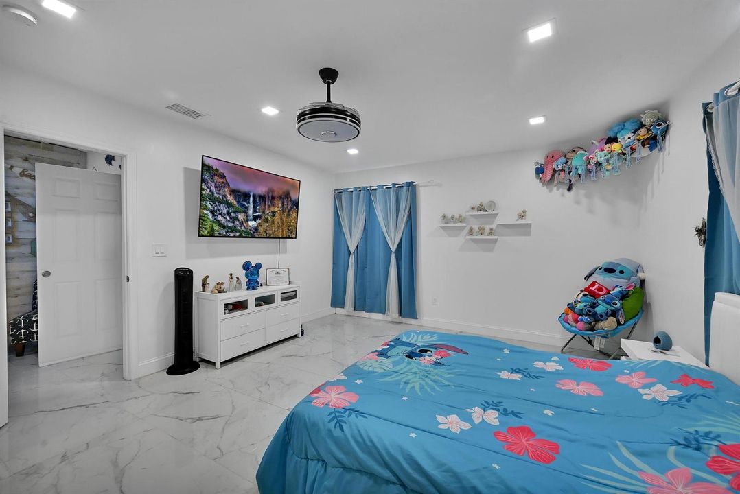 BEDROOM 3