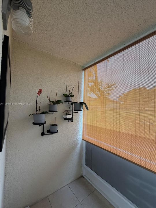 На продажу: $135,000 (1 спален, 1 ванн, 811 Квадратных фут)