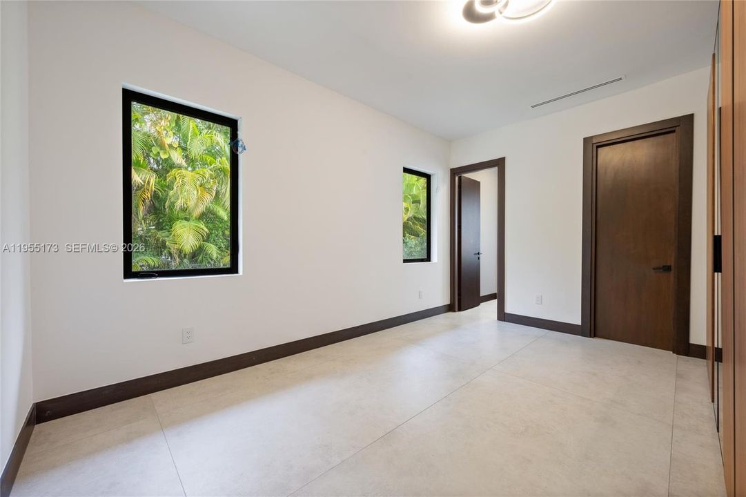 待售: $5,175,000 (5 贝兹, 6 浴室, 4673 平方英尺)