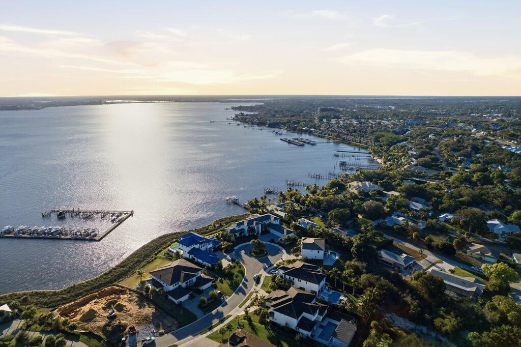 1271 NE Langford Ln-128.jpg-SMALL