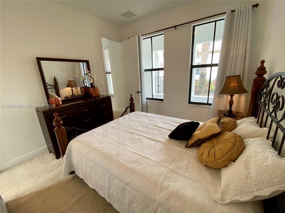 In law suite-Casita bed room