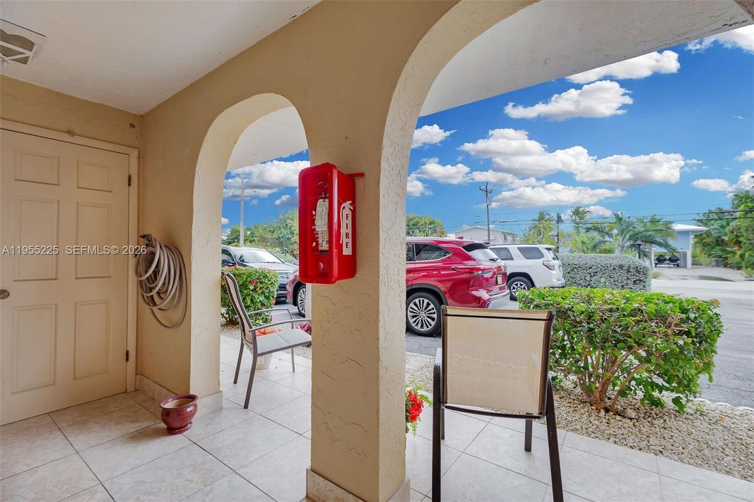 En Venta: $585,000 (3 camas, 2 baños, 1427 Pies cuadrados)