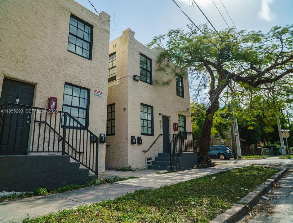 Active With Contract: $1,990,000 (0 beds, 0 baths, 4480 Square Feet)