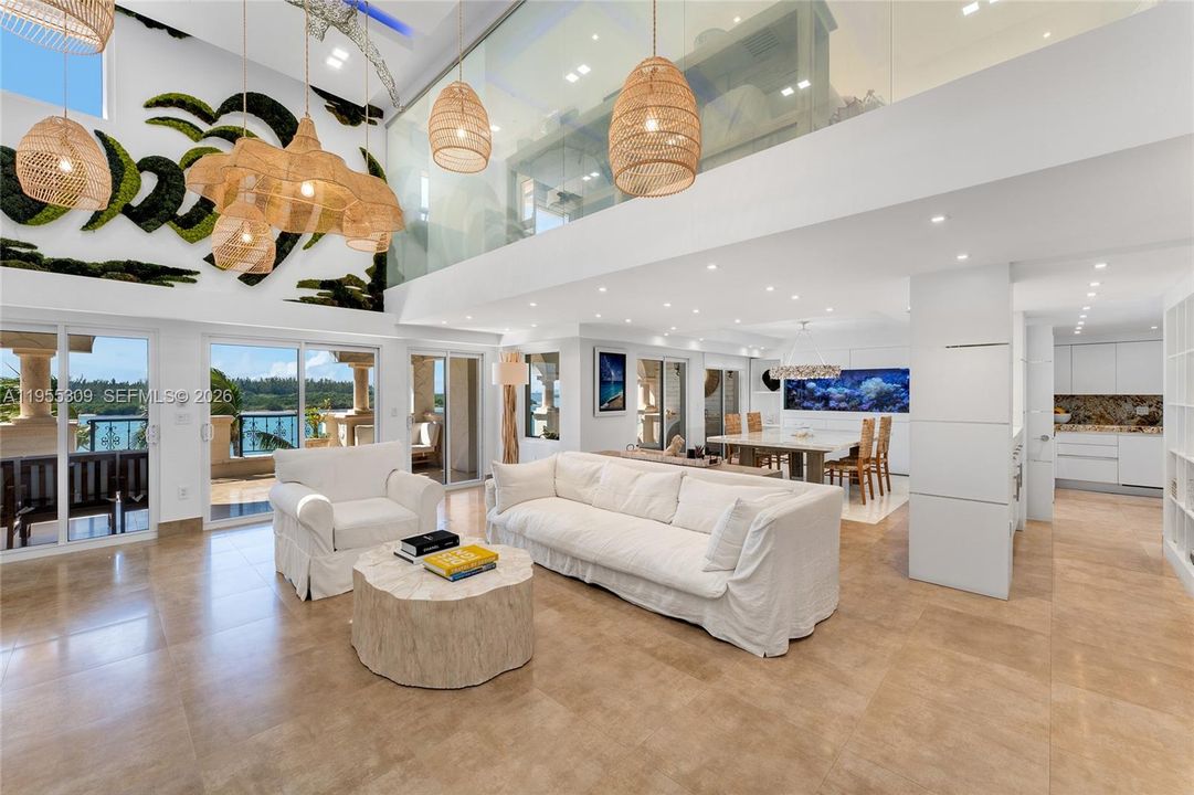 En Venta: $5,250,000 (3 camas, 3 baños, 3227 Pies cuadrados)
