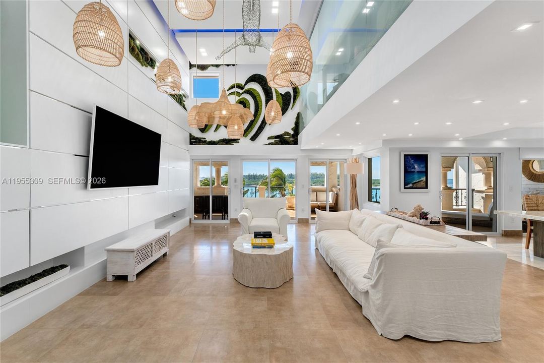 En Venta: $5,250,000 (3 camas, 3 baños, 3227 Pies cuadrados)