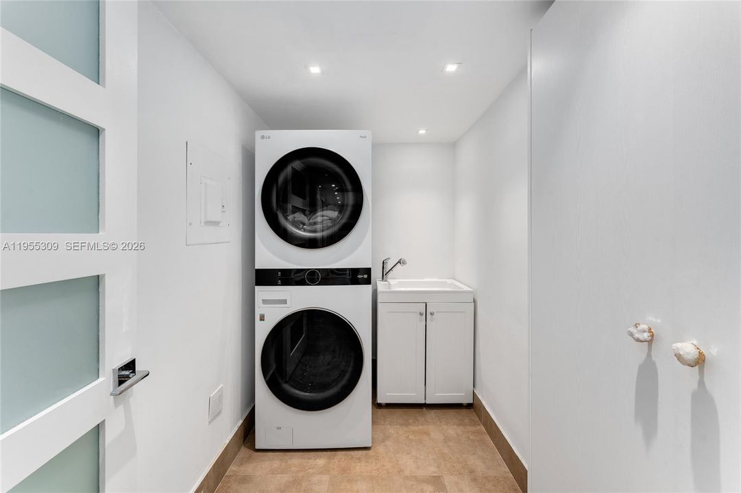 En Venta: $5,250,000 (3 camas, 3 baños, 3227 Pies cuadrados)