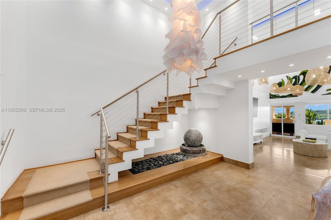 En Venta: $5,250,000 (3 camas, 3 baños, 3227 Pies cuadrados)