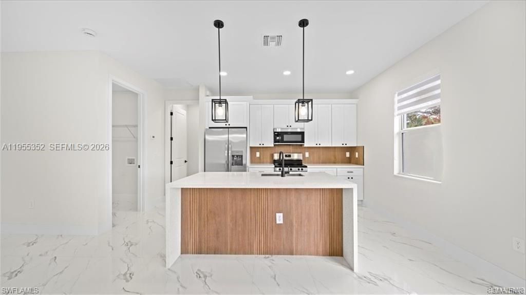 Activo con contrato: $279,900 (3 camas, 2 baños, 0 Pies cuadrados)