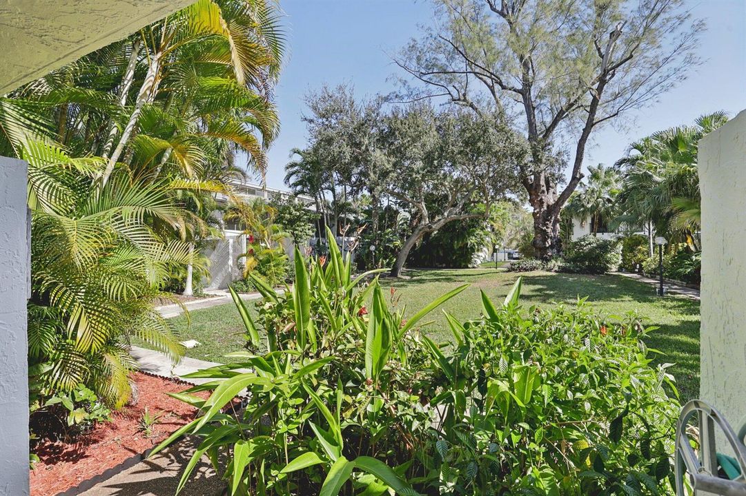2-web-or-mls-NE 25th Ave apt 221b-S2801-