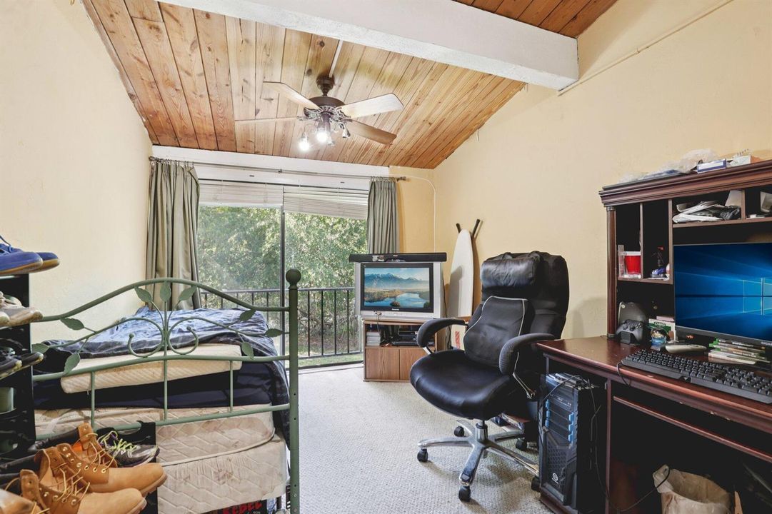 34-web-or-mls-NE 25th Ave apt 221b-S2801