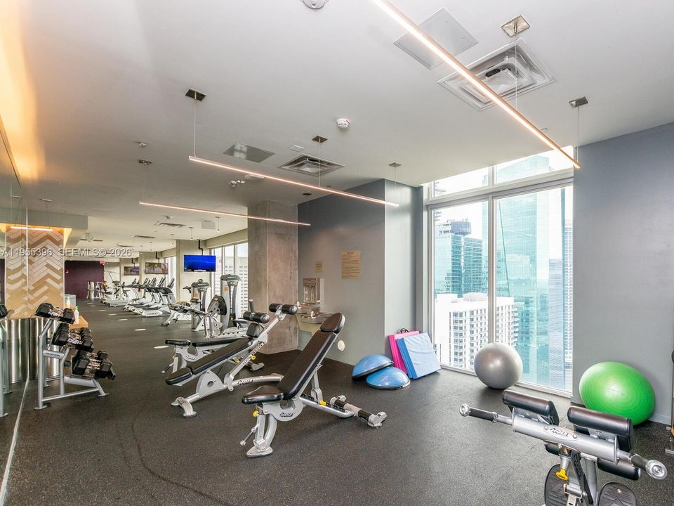 En Venta: $309,900 (0 camas, 1 baños, 526 Pies cuadrados)