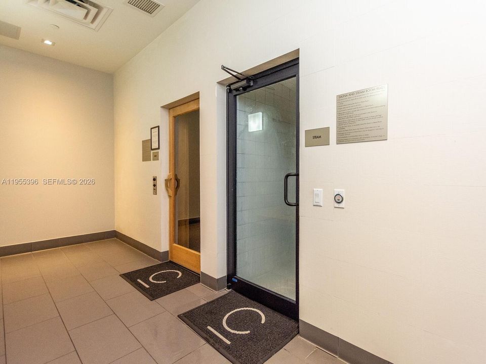 En Venta: $309,900 (0 camas, 1 baños, 526 Pies cuadrados)