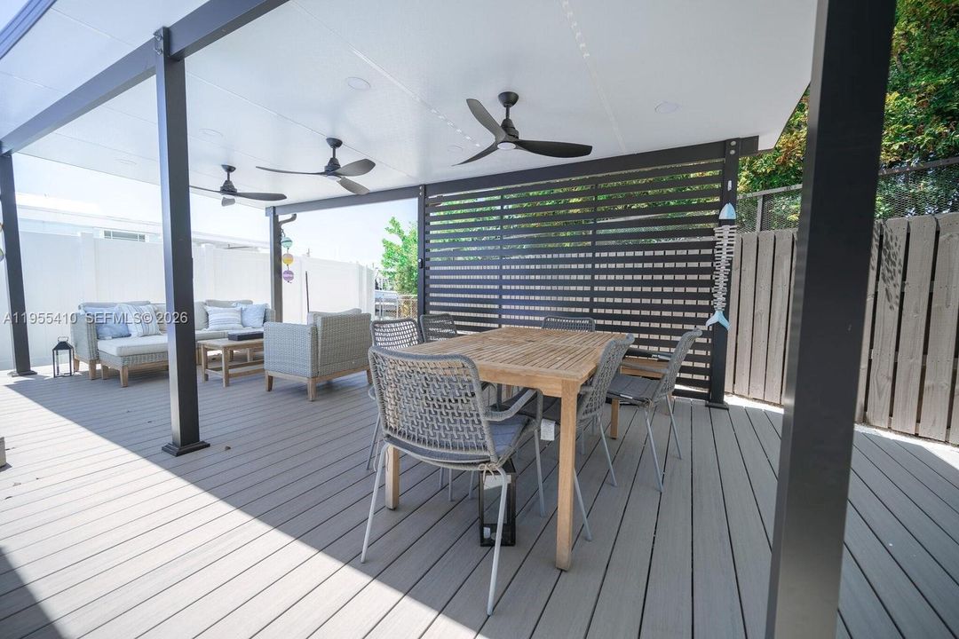 For Rent: $3,500 (3 beds, 2 baths, 1758 Square Feet)