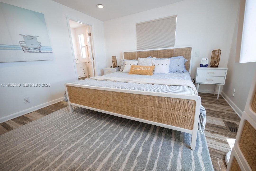 For Rent: $3,500 (3 beds, 2 baths, 1758 Square Feet)