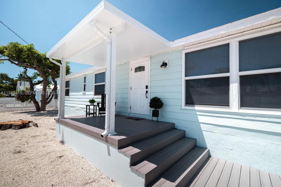 For Rent: $3,500 (3 beds, 2 baths, 1758 Square Feet)