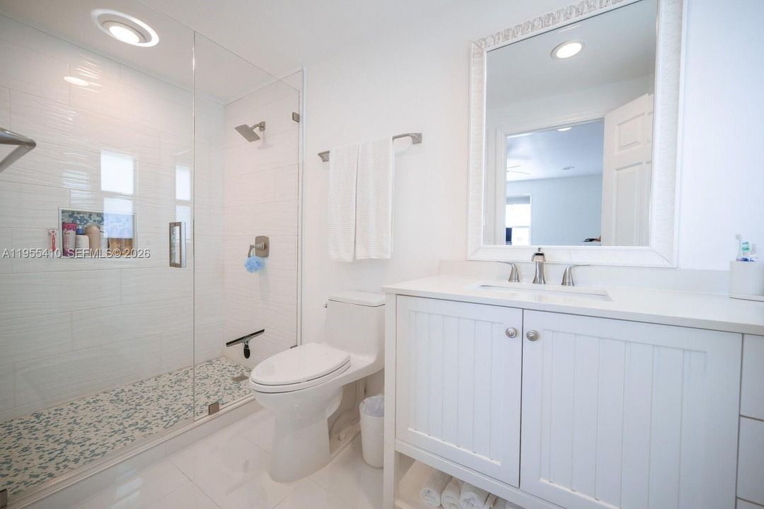 For Rent: $3,500 (3 beds, 2 baths, 1758 Square Feet)
