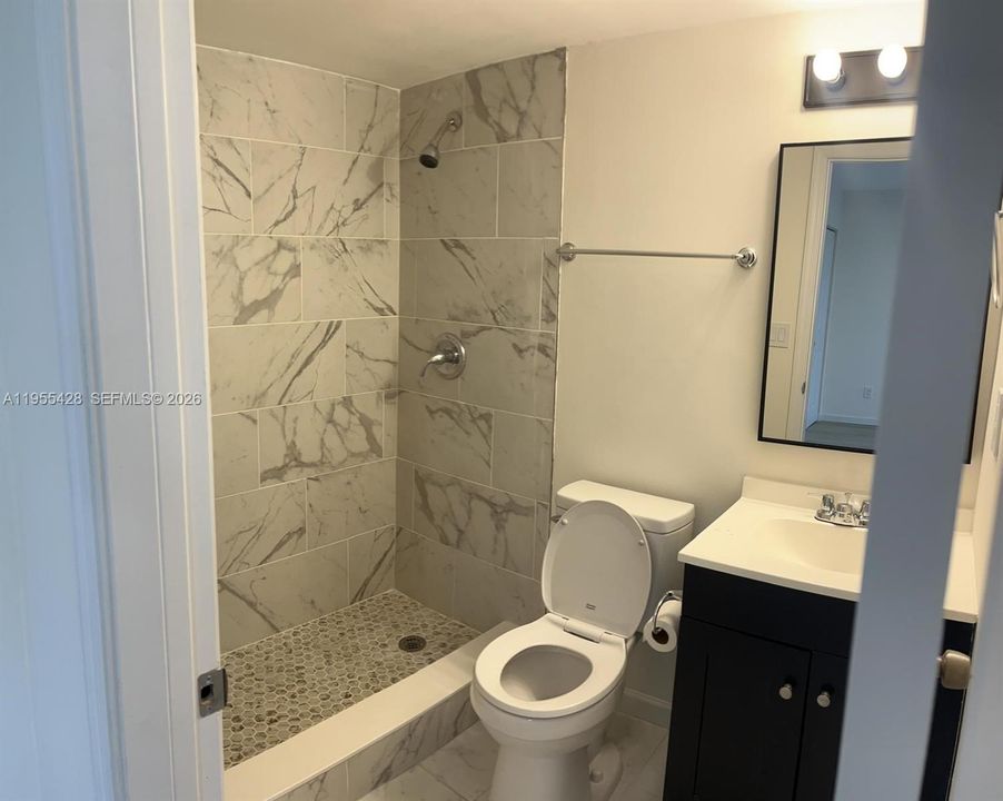 For Sale: $239,900 (2 beds, 2 baths, 1035 Square Feet)