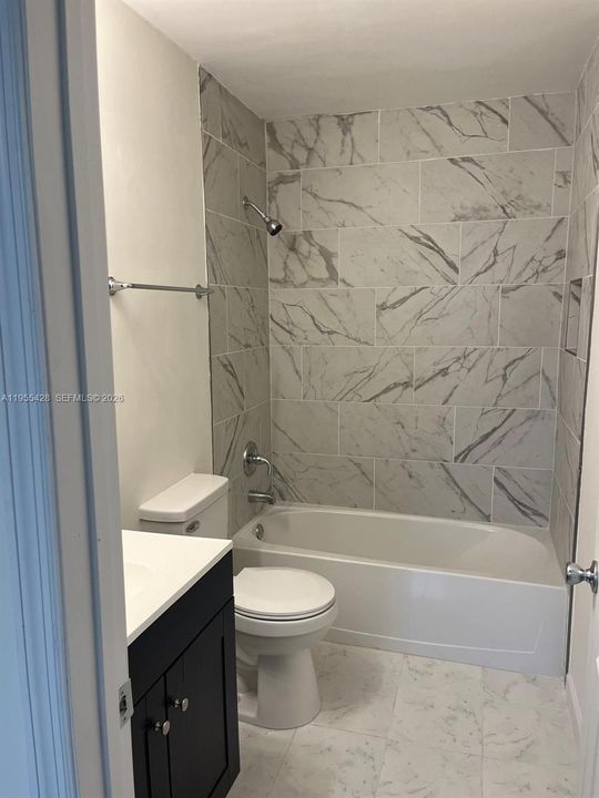 For Sale: $239,900 (2 beds, 2 baths, 1035 Square Feet)