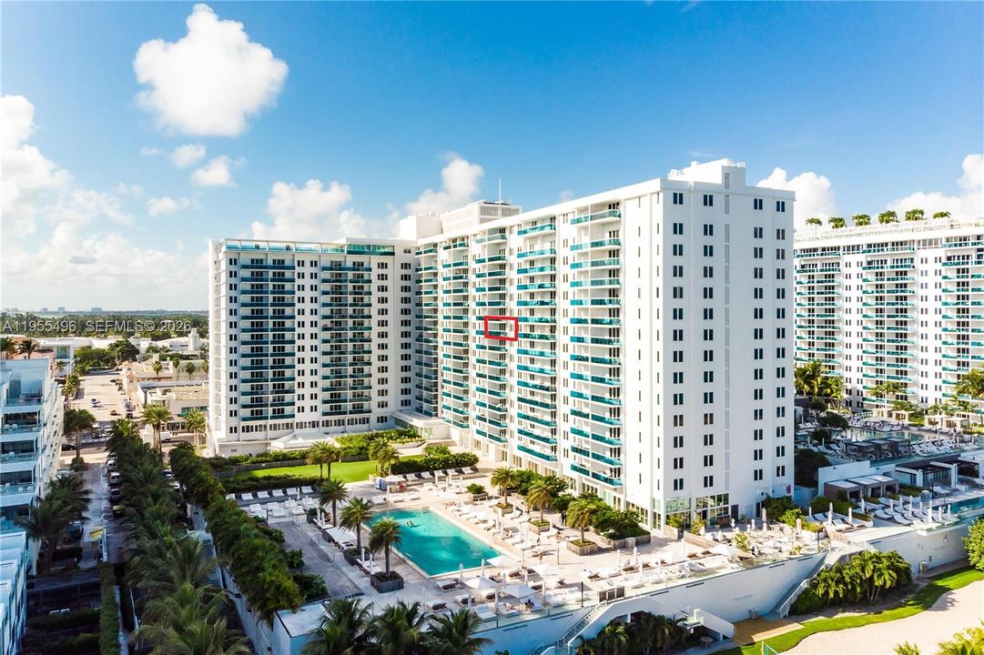 For Sale: $2,290,000 (2 beds, 2 baths, 1230 Square Feet)