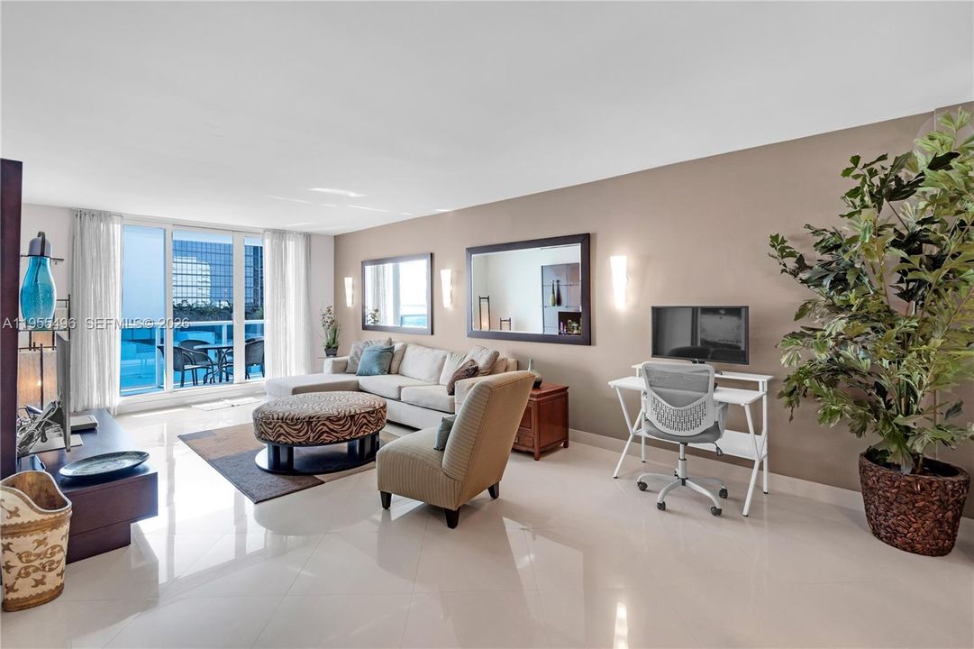 For Sale: $2,290,000 (2 beds, 2 baths, 1230 Square Feet)