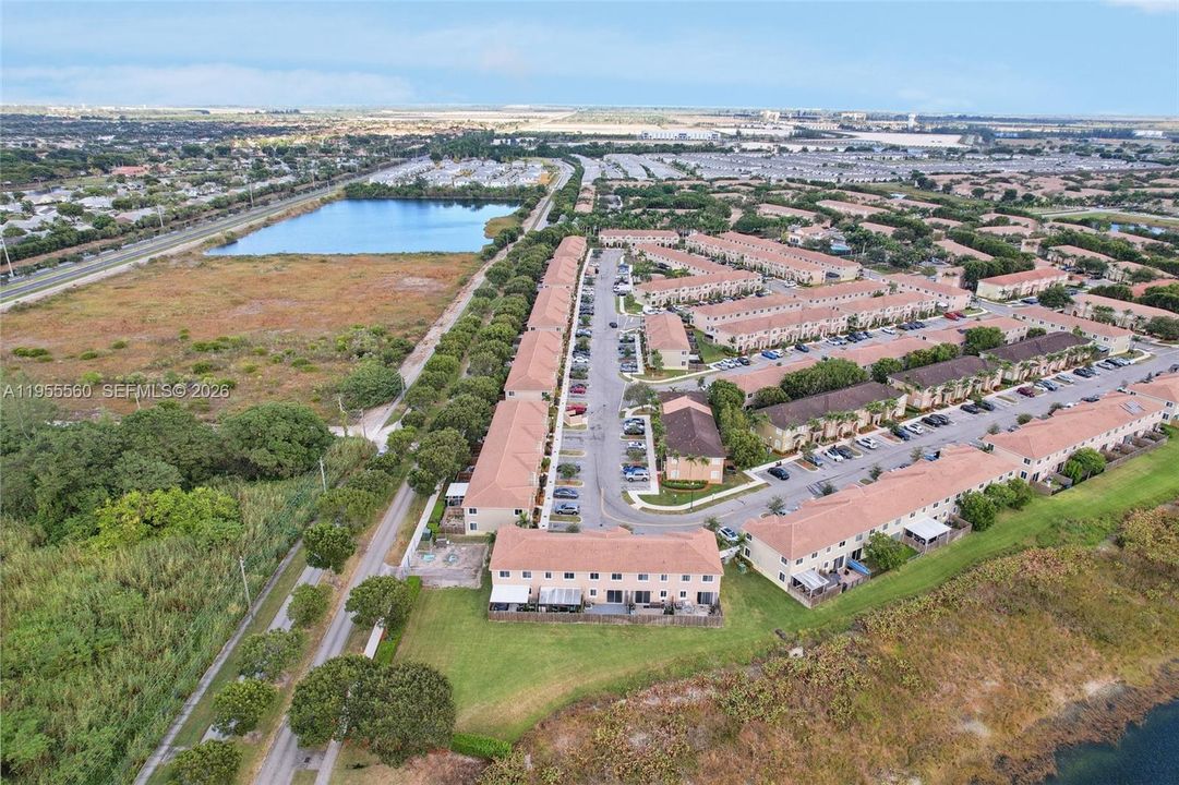 For Sale: $340,000 (4 beds, 3 baths, 1374 Square Feet)