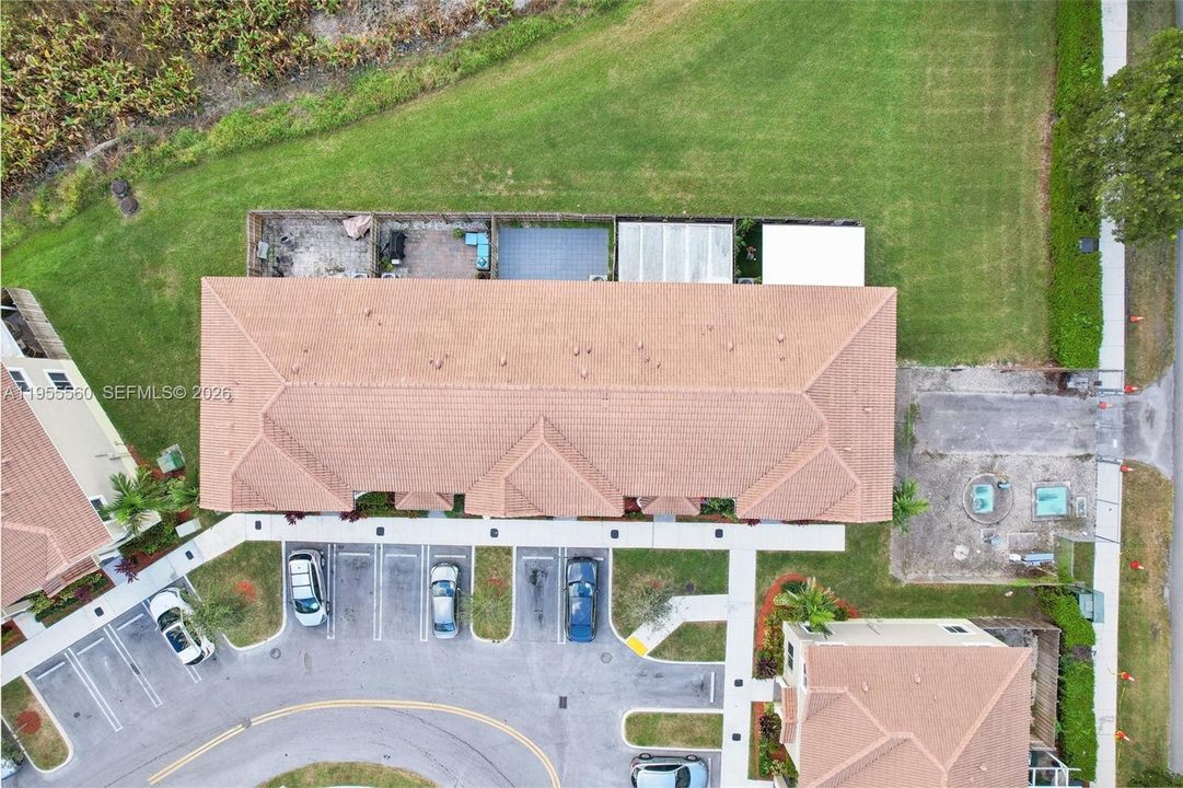 For Sale: $340,000 (4 beds, 3 baths, 1374 Square Feet)