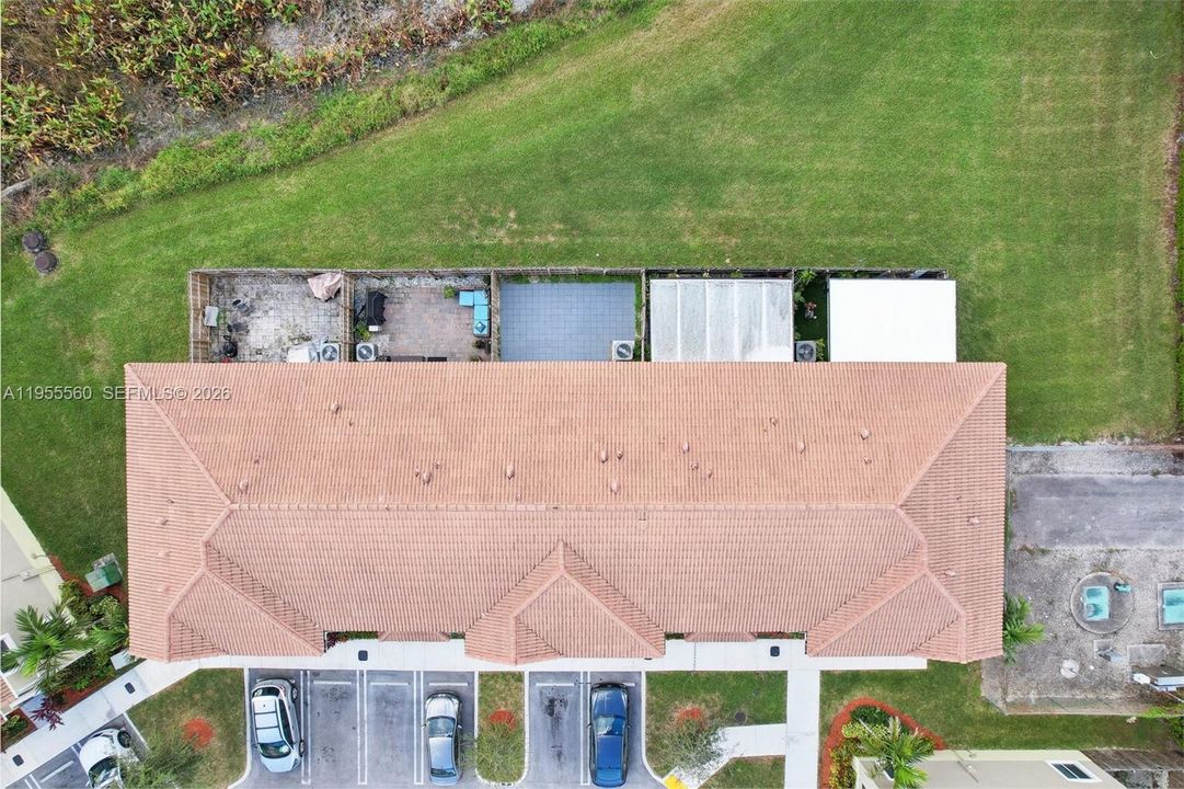 For Sale: $340,000 (4 beds, 3 baths, 1374 Square Feet)