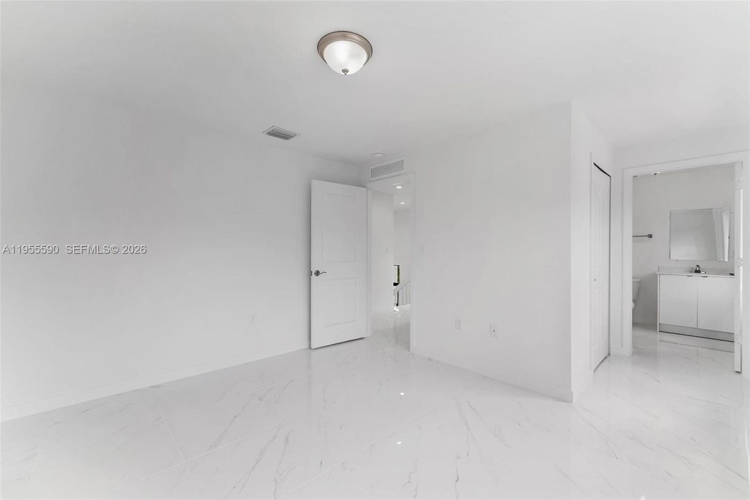 Недавно арендовано: $2,800 (3 спален, 3 ванн, 1362 Квадратных фут)