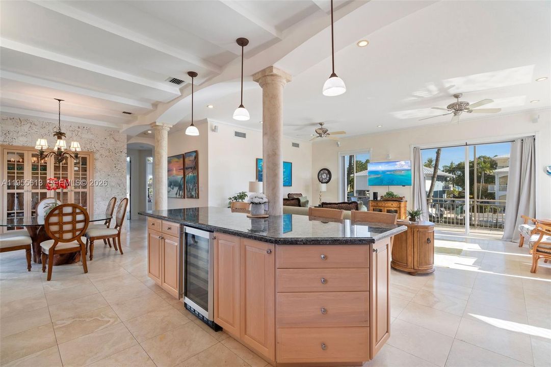 En Venta: $4,750,000 (4 camas, 4 baños, 4464 Pies cuadrados)