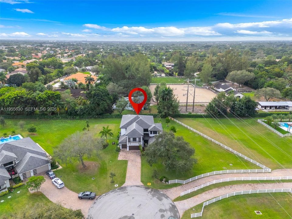 For Sale: $2,495,000 (6 beds, 5 baths, 5661 Square Feet)