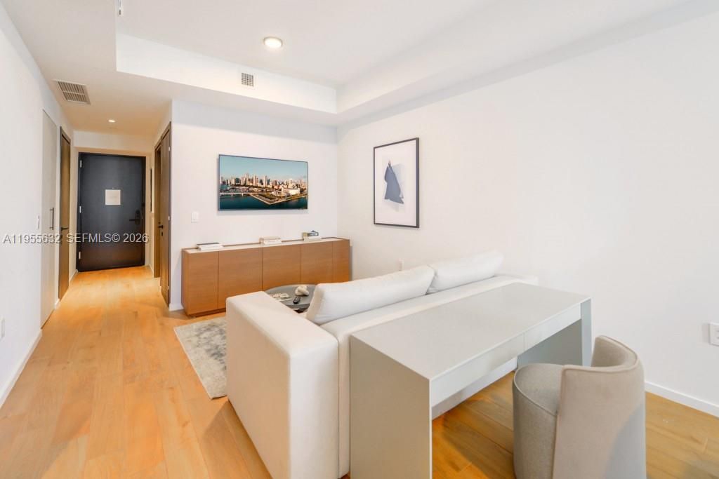 En Venta: $899,900 (1 camas, 2 baños, 665 Pies cuadrados)