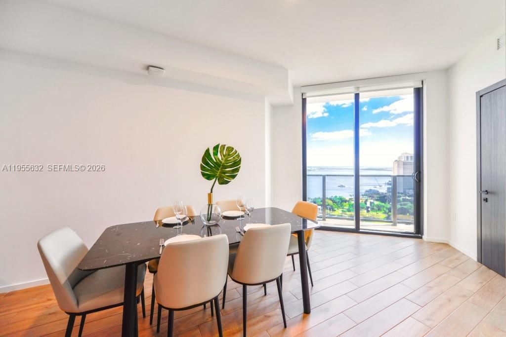 En Venta: $899,900 (1 camas, 2 baños, 665 Pies cuadrados)