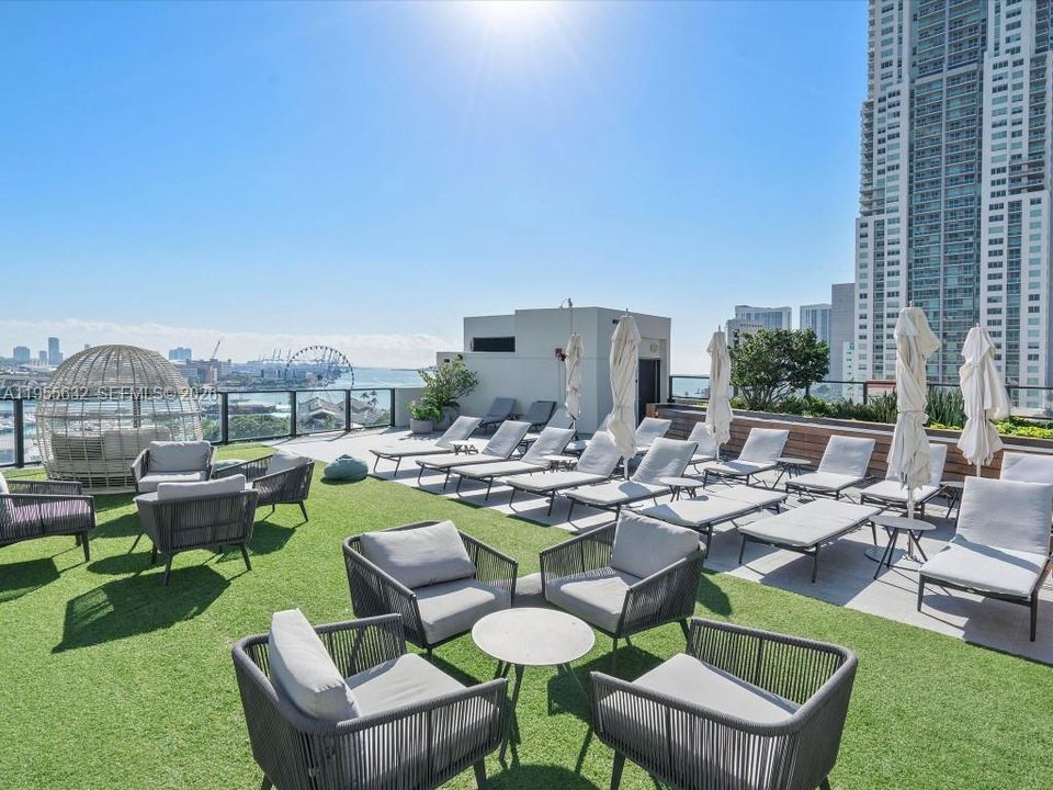 En Venta: $899,900 (1 camas, 2 baños, 665 Pies cuadrados)