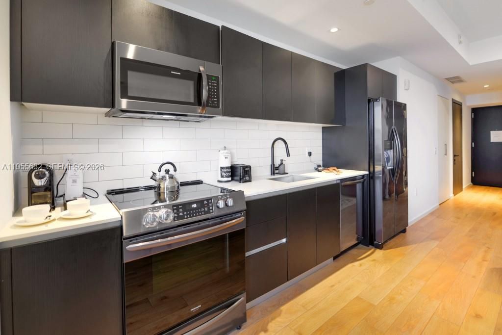 En Venta: $899,900 (1 camas, 2 baños, 665 Pies cuadrados)