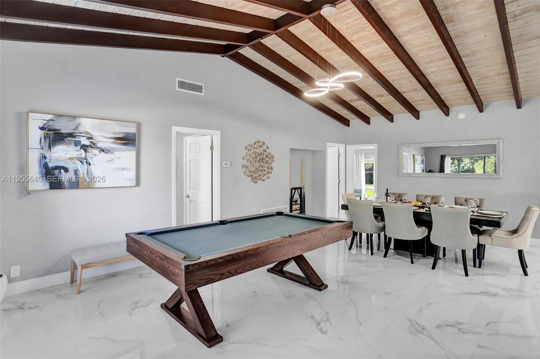En Venta: $1,340,000 (6 camas, 4 baños, 2846 Pies cuadrados)
