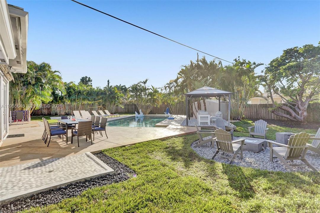 En Venta: $1,340,000 (6 camas, 4 baños, 2846 Pies cuadrados)