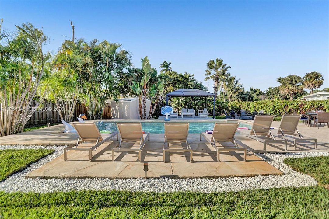 En Venta: $1,340,000 (6 camas, 4 baños, 2846 Pies cuadrados)
