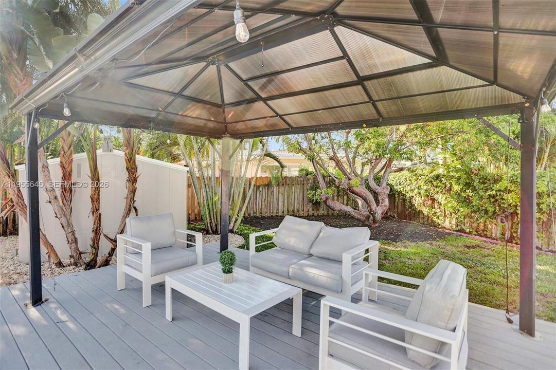 En Venta: $1,340,000 (6 camas, 4 baños, 2846 Pies cuadrados)