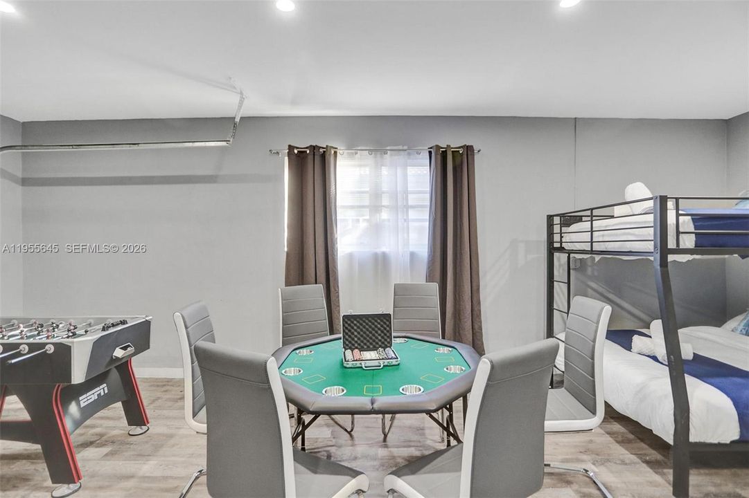 En Venta: $1,340,000 (6 camas, 4 baños, 2846 Pies cuadrados)