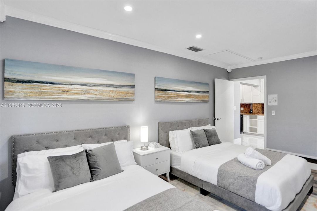 En Venta: $1,340,000 (6 camas, 4 baños, 2846 Pies cuadrados)