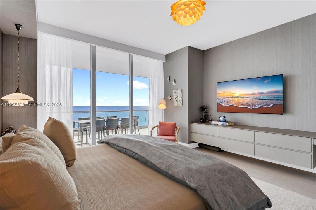 For Sale: $6,850,000 (4 beds, 5 baths, 3252 Square Feet)