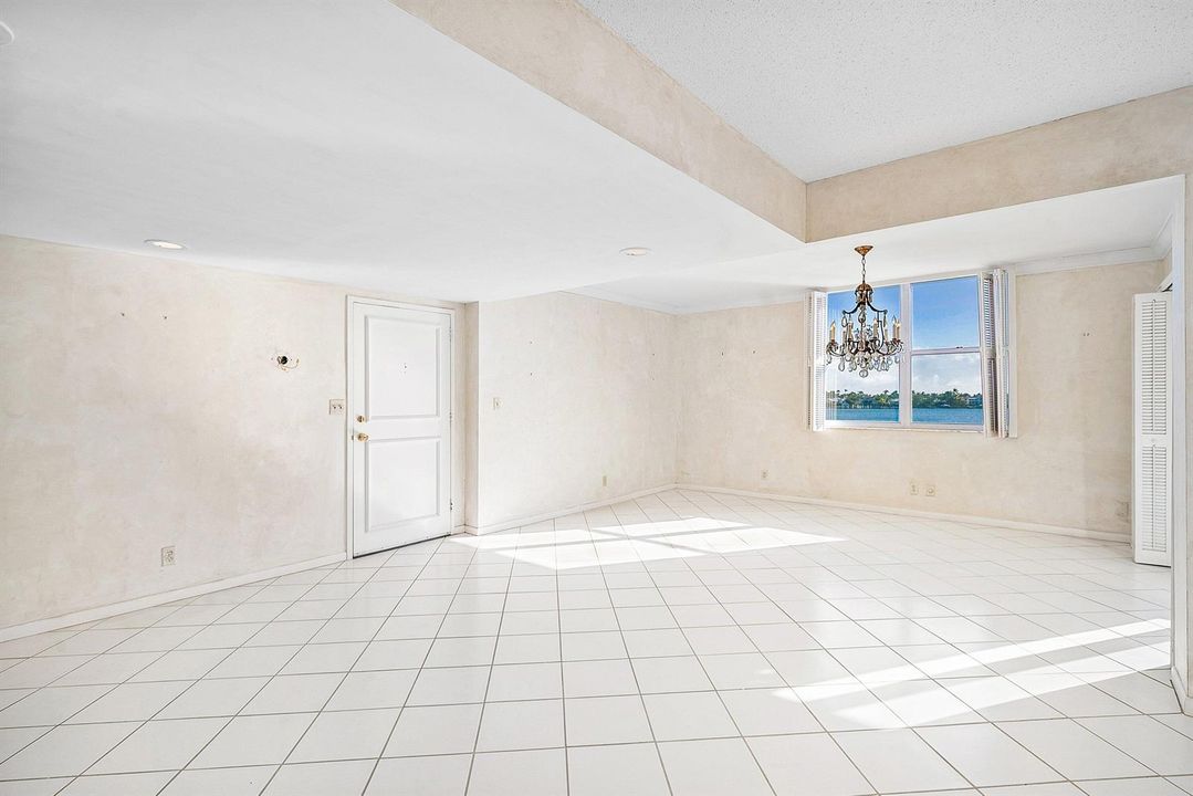 011-2600NorthFlaglerDrive-407-WestPalmBe