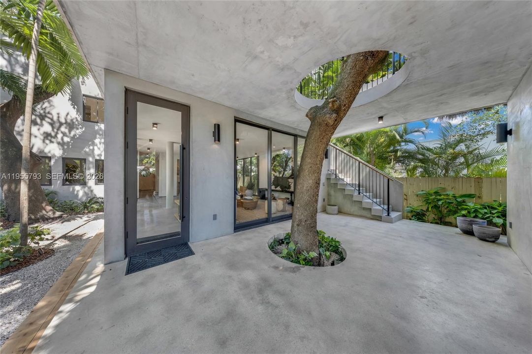 For Sale: $3,995,000 (4 beds, 5 baths, 0 Square Feet)