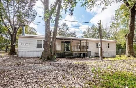 Recientemente alquilado: $1,700 (3 camas, 2 baños, 1674 Pies cuadrados)