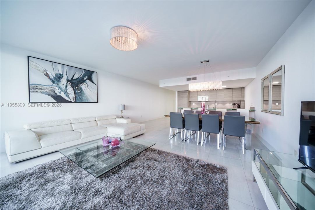 For Sale: $1,196,000 (3 beds, 2 baths, 1705 Square Feet)