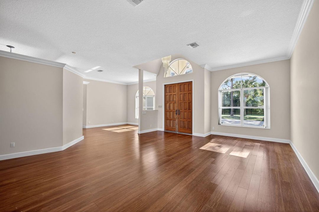 Formal Living Room/Dining Room